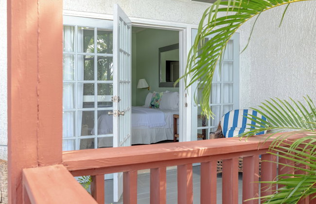 Fort Recovery Beachfront Villa & Suites Hotel - Photo 57