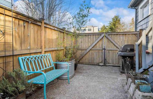 Charming Home in Inner Southeast Portland - Photo 23