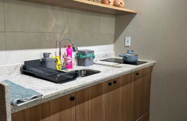 Apto Charme do Toque de Milagres - Villa Manah - Foto 13