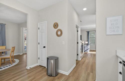 3BR 2'5 BA King Suite Fenced Yard Parking - Foto 21