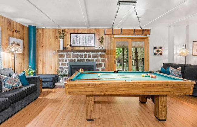 Summit Shores by Avantstay Hot Tub Firepit Game Room - Foto 1