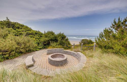 Oceanfront Home with Hot Tub, Sauna, 8 Mi to Newport - Foto 39