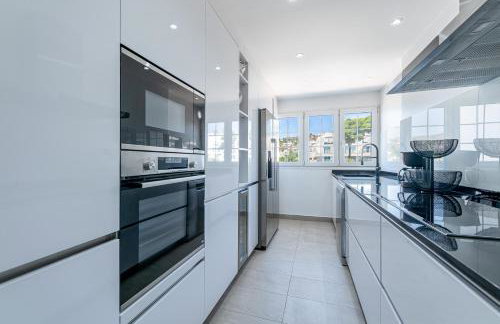 The Penthouse Panorama Exclusive Seafront Estate - Photo 36