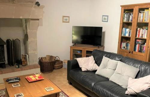 La Maison Tournesol - 3 bedroom house with large garden near Saumur - Photo 6