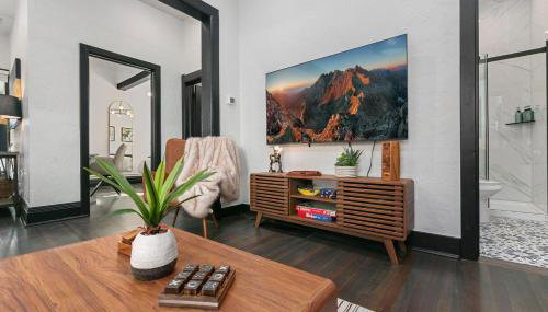 Old Town Retreat with Hot Tub - Steps from CSU! - Foto 4