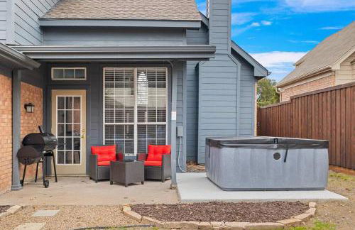 Frisco Resort Style Home w/Spa - Foto 48