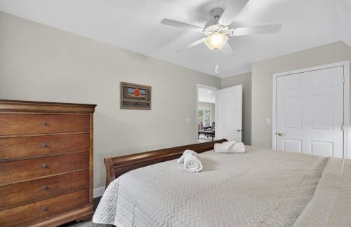 Family Mountain Escape w Private Suite Modern Comforts - Foto 33