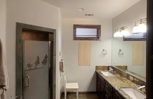 Ranch Resort Suite Near Sequoias - Foto 17