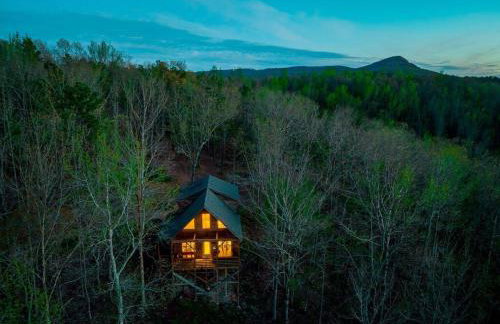 Cabin 5 Mtn View Cabin Near River with Hot Tub and Fire Pit - Foto 16