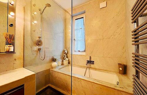 Exclusive Villa with Private Swimming Pool - Photo 4