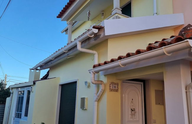 Sun And Ocean House With 2 Bathrooms - Photo 1