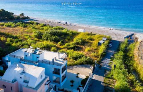 White&Blue Beachfront Luxury Suite - Foto 3