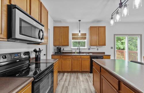 Springhurst Serenity Fresh 4BR Getaway - Foto 43