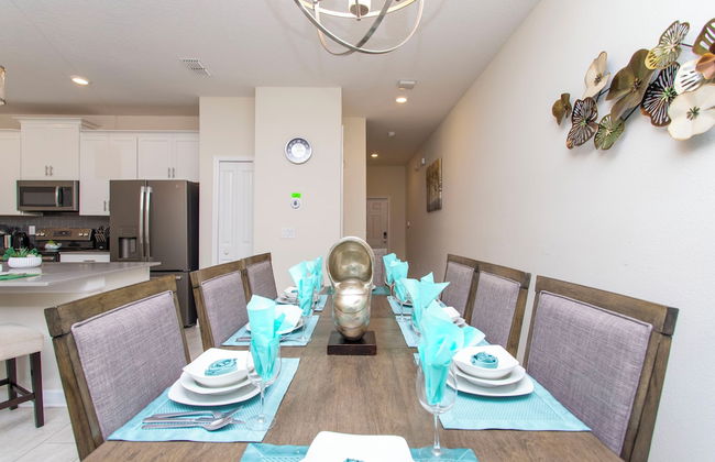 Luxurious Décor 4 Bd w/ Pool Close to Disney 4820 - Photo 33