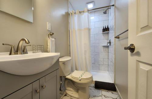 Salt Life Retreat Unit A-2BR/2BA, Heart of Margate - Foto 37