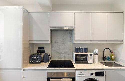 Kew View Suite 2BR Sleeps 9, Walk to Tube & Sights - Foto 7