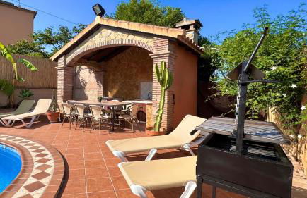 Chalet El Parral - Piscina y Sala de Cine - Photo 17