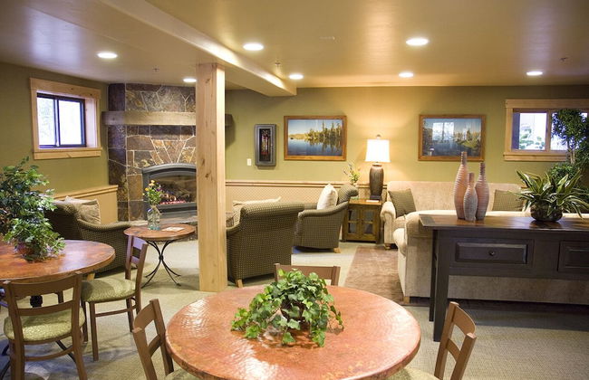 GetAways at Olympic Village Inn - Photo 2