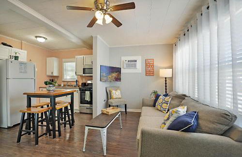 Steps to Beach & Downtown! Cozy Beach Bungalow #3 - Photo 10