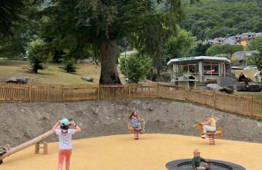 Studio vue montagnes RDC piscine - Foto 11