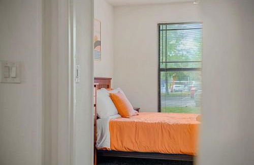 Long Term Stays Allowed Pet Friendly & Pool - Foto 31