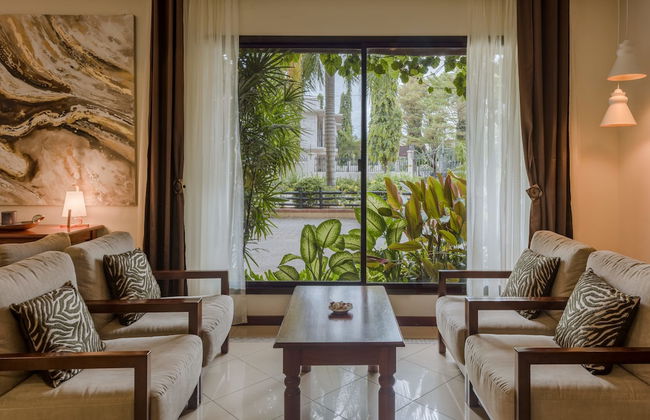 Sea Cliff Court - Photo 1