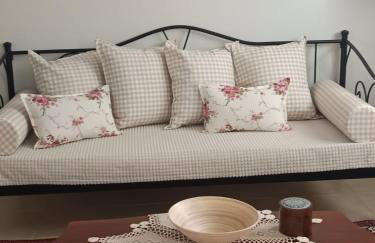 Vintage Garden House - Photo 28