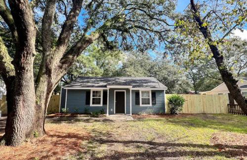 Palmetto Porch - Family Home Near Park Circle - Foto 7