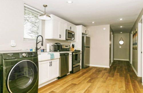 Newly Renovated Small Town Retreat - Foto 19