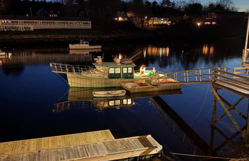 Tide's Edge Oceanfront Condo - Photo 18