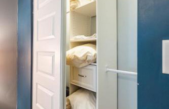 Charming Fountain Square Home 2 Bedroom BBQ Family Friendly - Foto 29