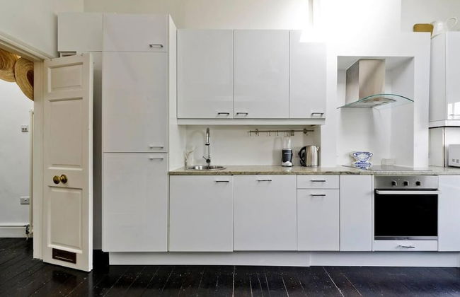 1 Bed Bohemian Loft Style Apt - Foto 7