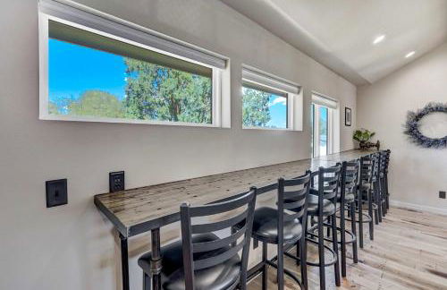 A-Frame Wonders Hot Tub w Mountain Views - Foto 41