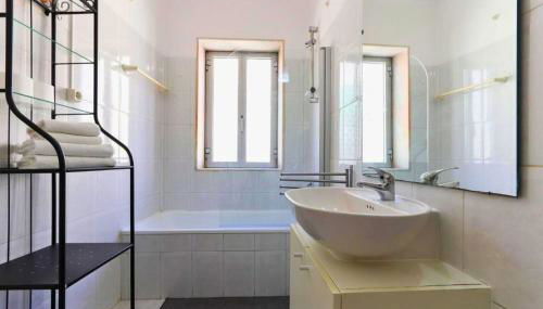 Cozy and Sunny Apartment - Anjos, Lisbon - Foto 4