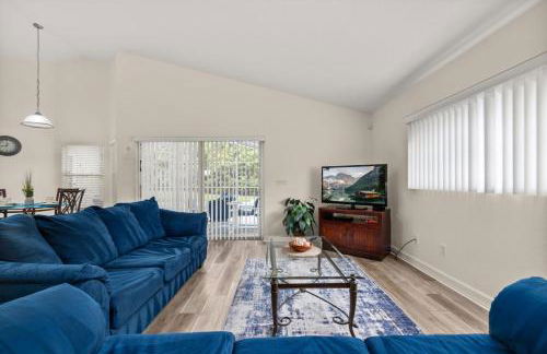 Peaceful yet perfect location, private pool home - Foto 13