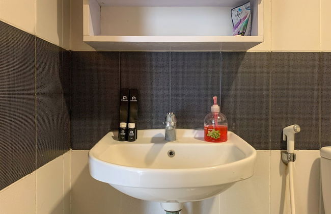 Comfort And Tidy 2Br At Cinere Bellevue Suites Apartment - Foto 16