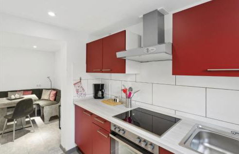 1 Bedroom Lovely Apartment In Nieheim - Foto 6