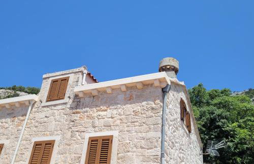 Green Marble Pool Cottage 3 BR in 2 adjoining stone buildings on a 2 acre private land - Foto 10