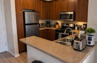 Serene 1BR & 2BR MDR Escape Minutes to Venice Beach with Spa & Gym - Foto 19