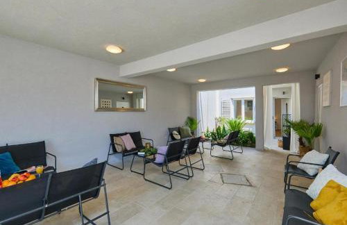 Palm Tree Apartments - Foto 12