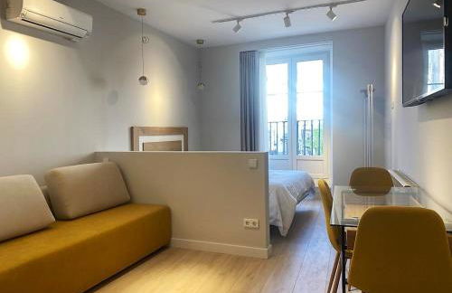 APARTAMENTOS LA FLORA BURGOS todos con aire acondicionado y ascensor - Foto 51