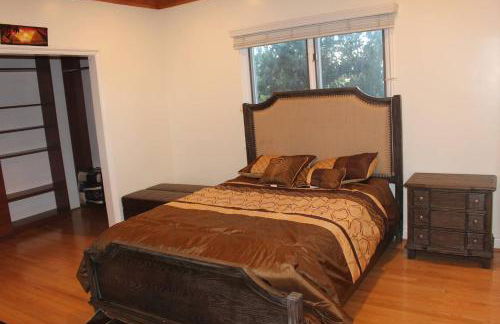 Luxurious 3 BD in Culver City with POOL &HOT SPA - Photo 31