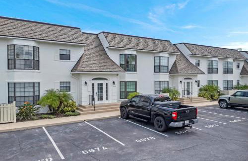 Wellness Retreat - Oceanfront condo w beach access - Foto 1