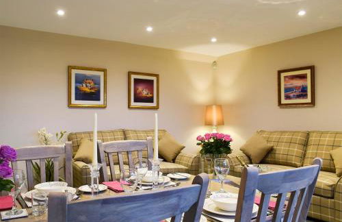 The Lodge Cottage - Photo 2