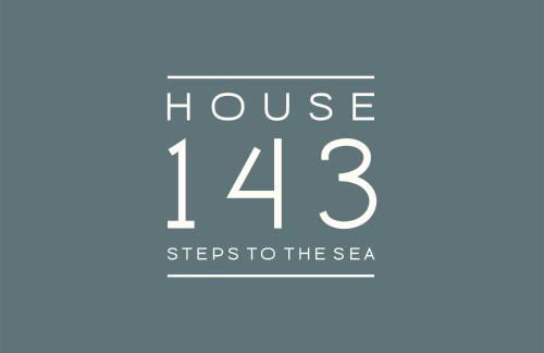 House 143 steps to the sea - Photo 1