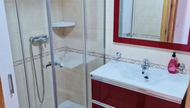 Piso a 3 minutos de la playa - Foto 4