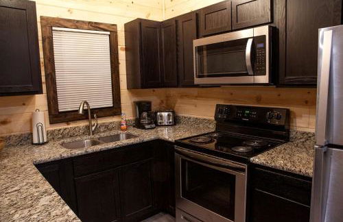 Fantastic Treehouse with Fire Pit and Hot-tub in Herod, Illinois - Foto 14