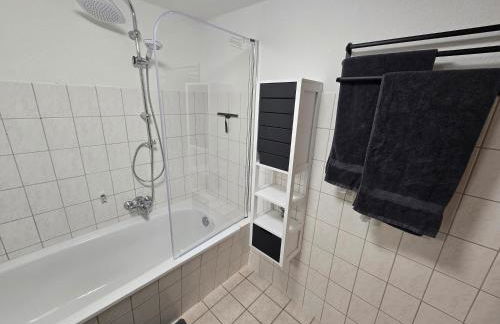FERIENWOHNUNG 52m2 APARTMENT in ZITTAUER STADTZENTRUM INNENSTADT INNENRING TOP LAGE - WOHNEN AUF ZEIT IN ZITTAU - 2 RAUM WOHNUNG EINKAUFSSTRASSE - Foto 13