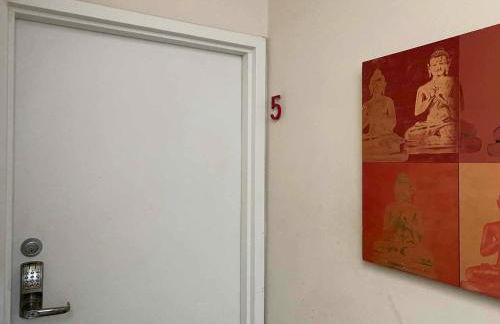 Stylish NOPA Penthouse, Remote Work Friendly - Foto 2