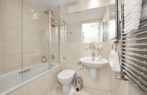 West End - Sleeps 5 - Amazing Location - Foto 16